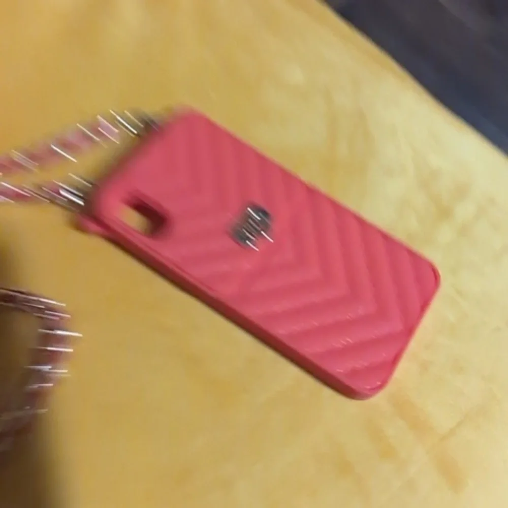 luvl luvi iphone